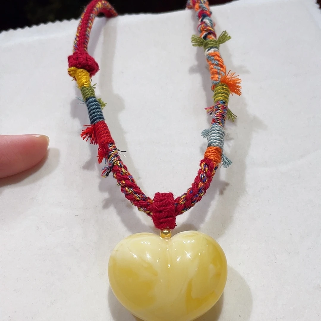 蜜蜡未镶嵌颈饰蜜蜡