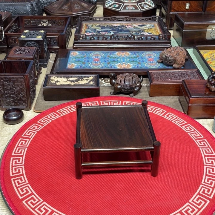 紫檀木类成套家具