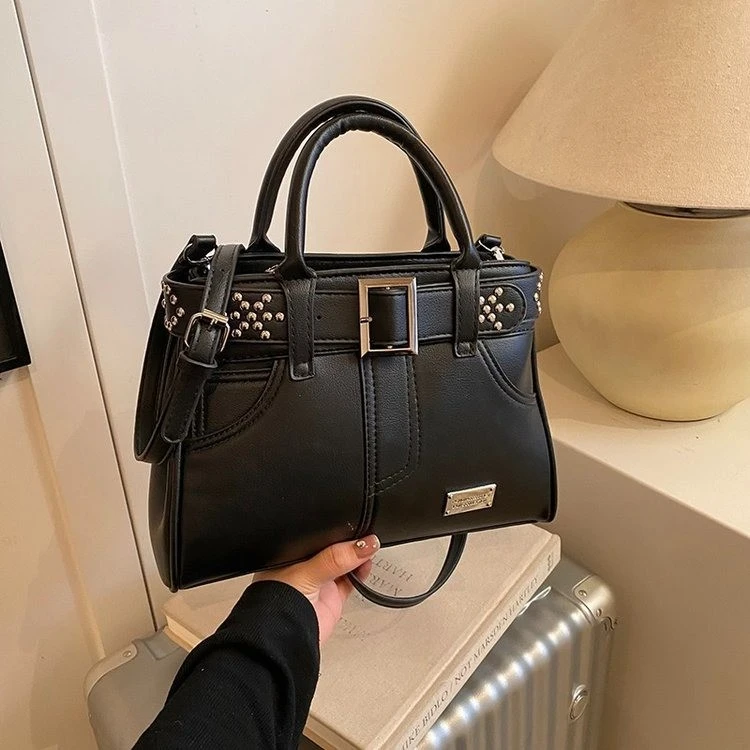 2025新款小众高级感复古文艺牛仔裤水桶包包女休闲百搭单肩斜挎包