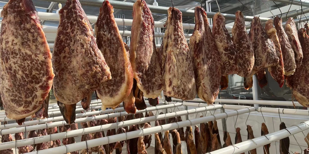 云南土特产清真美食雪花牛干巴    直播间现场称重