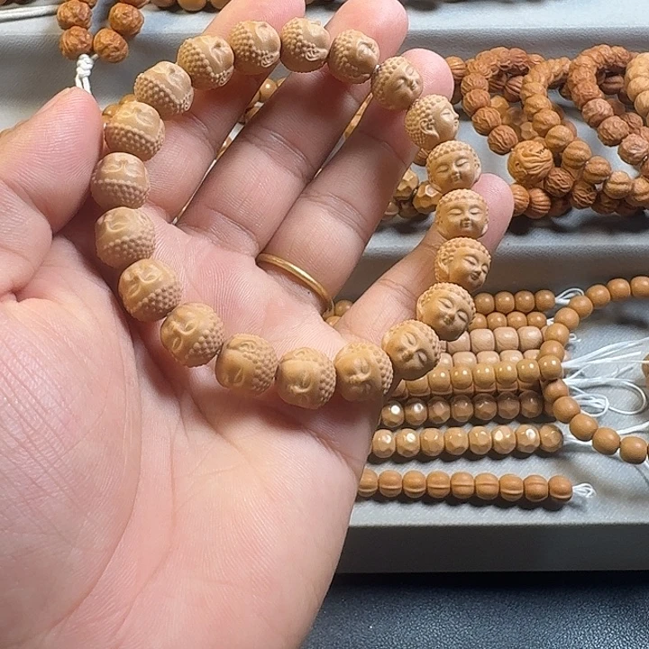 吊坠猴头核桃宝宝佛