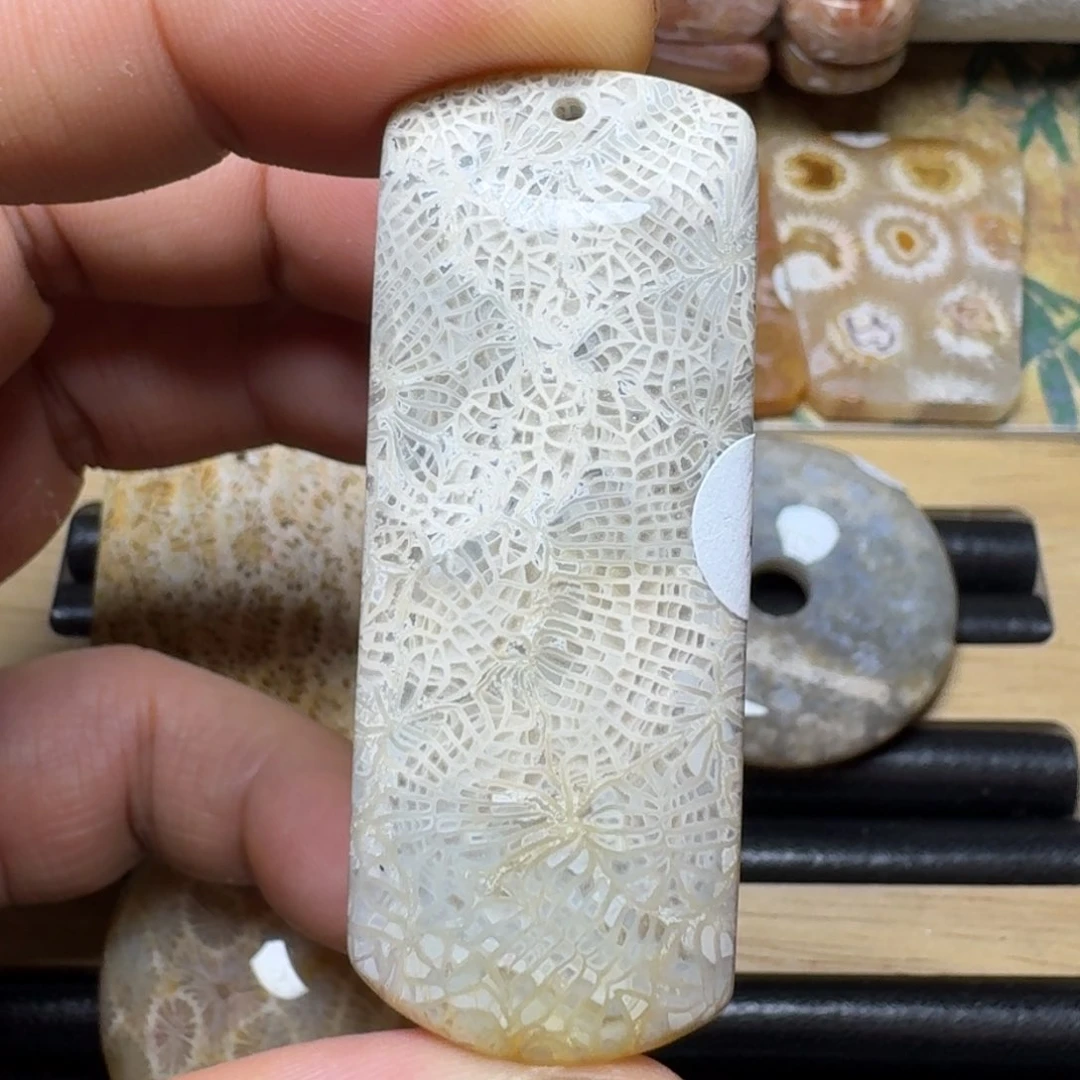 硅化玉纯天然色有机玉石保真色未镶嵌无珠无绳一件也包邮