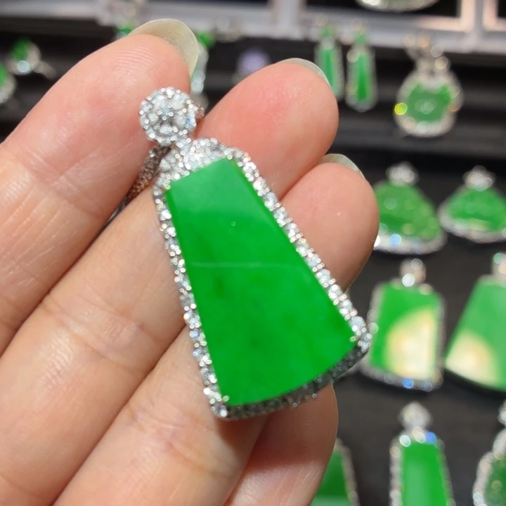 翡翠18K金镶嵌吊坠(不含链)翡翠