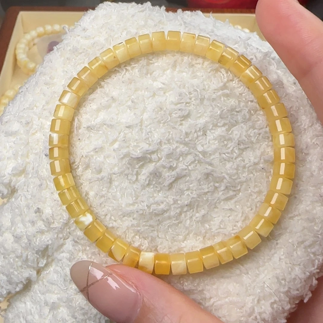 未镶嵌琥珀珠宝奇石5.5