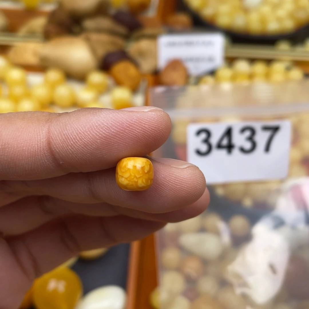 琥珀珠宝奇石未镶嵌8,6 一颗粉