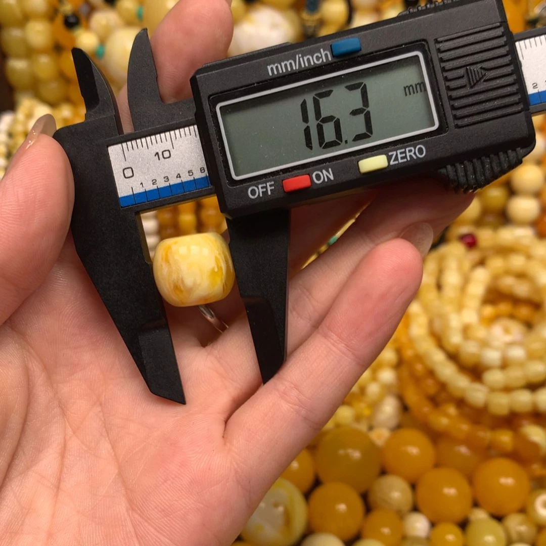 无非金属仿琥珀57
