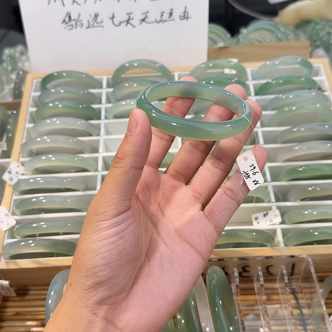 手镯玛瑙/玉髓未镶嵌圈口59.6
