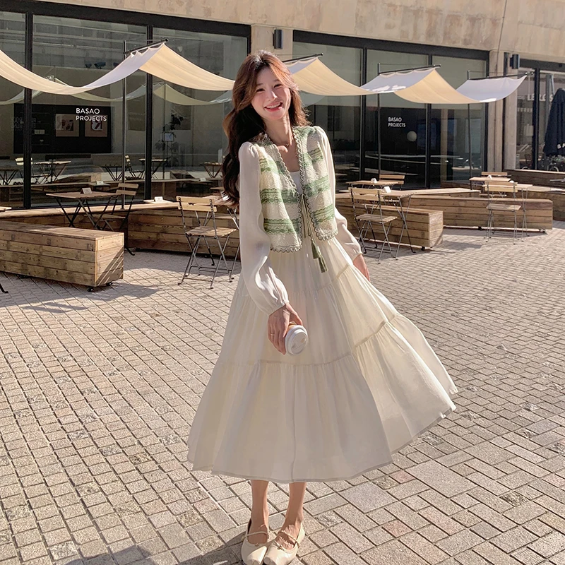 法式温柔风白色吊带裙女秋季穿搭2025新款针织上衣绝美连衣裙套装