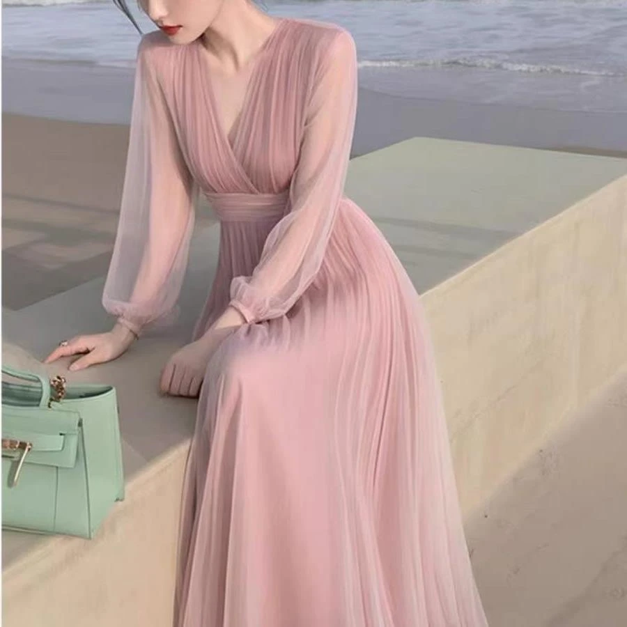 法式温柔系穿搭高端精致轻奢高级感上流社会粉色雪纺连衣裙春