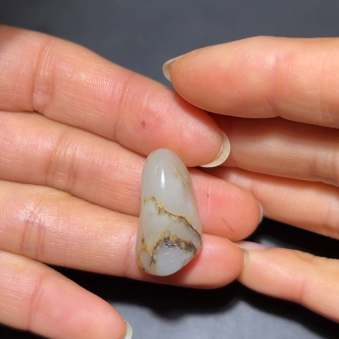 和田玉未镶嵌手机链