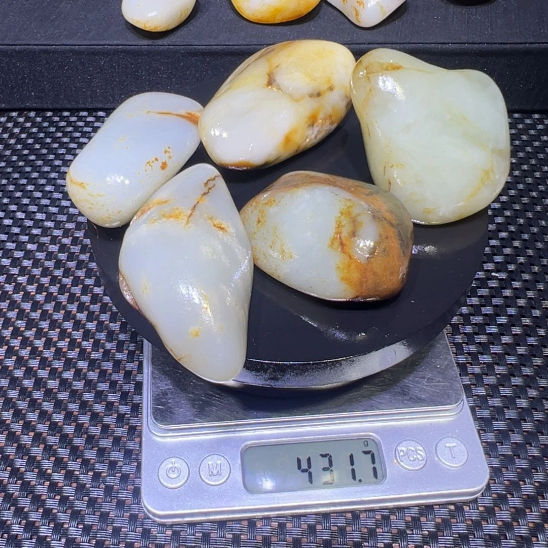 和田玉（子料）未镶嵌吊坠(不含链)431克
