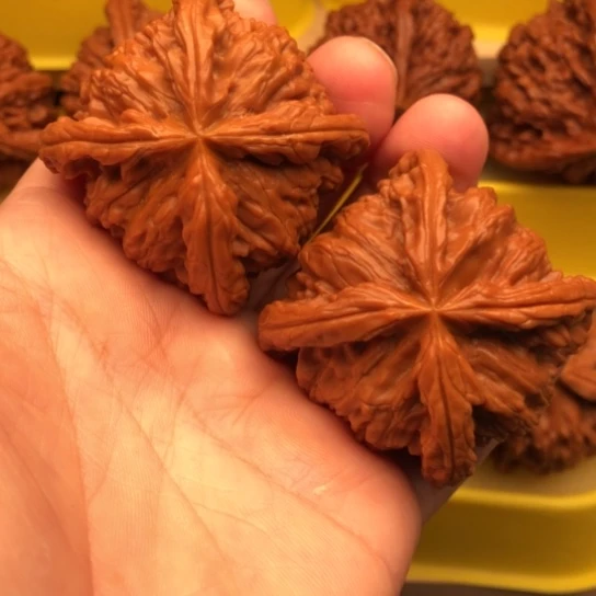 敦***良文玩核桃吊坠核桃