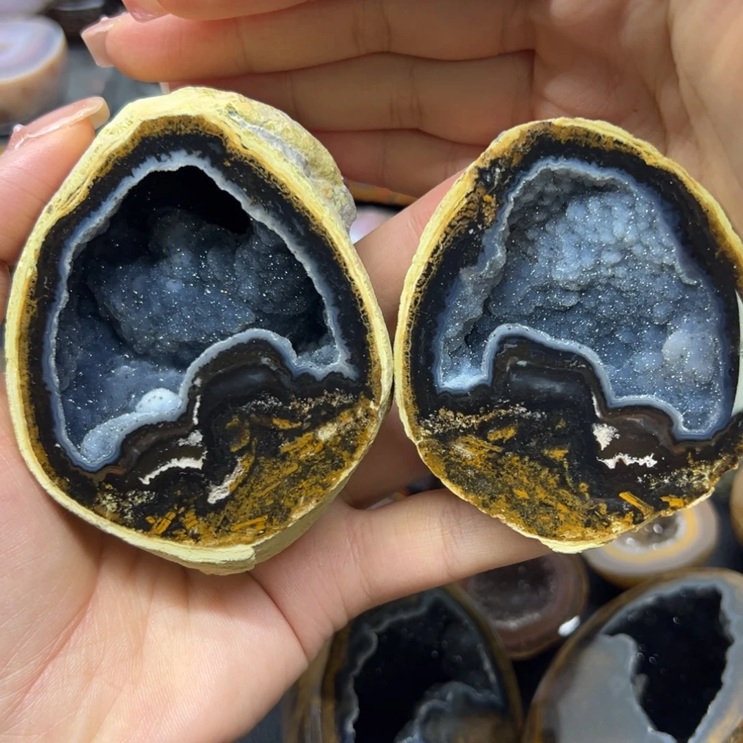 稚***念水晶未镶嵌大型摆件（非配饰）