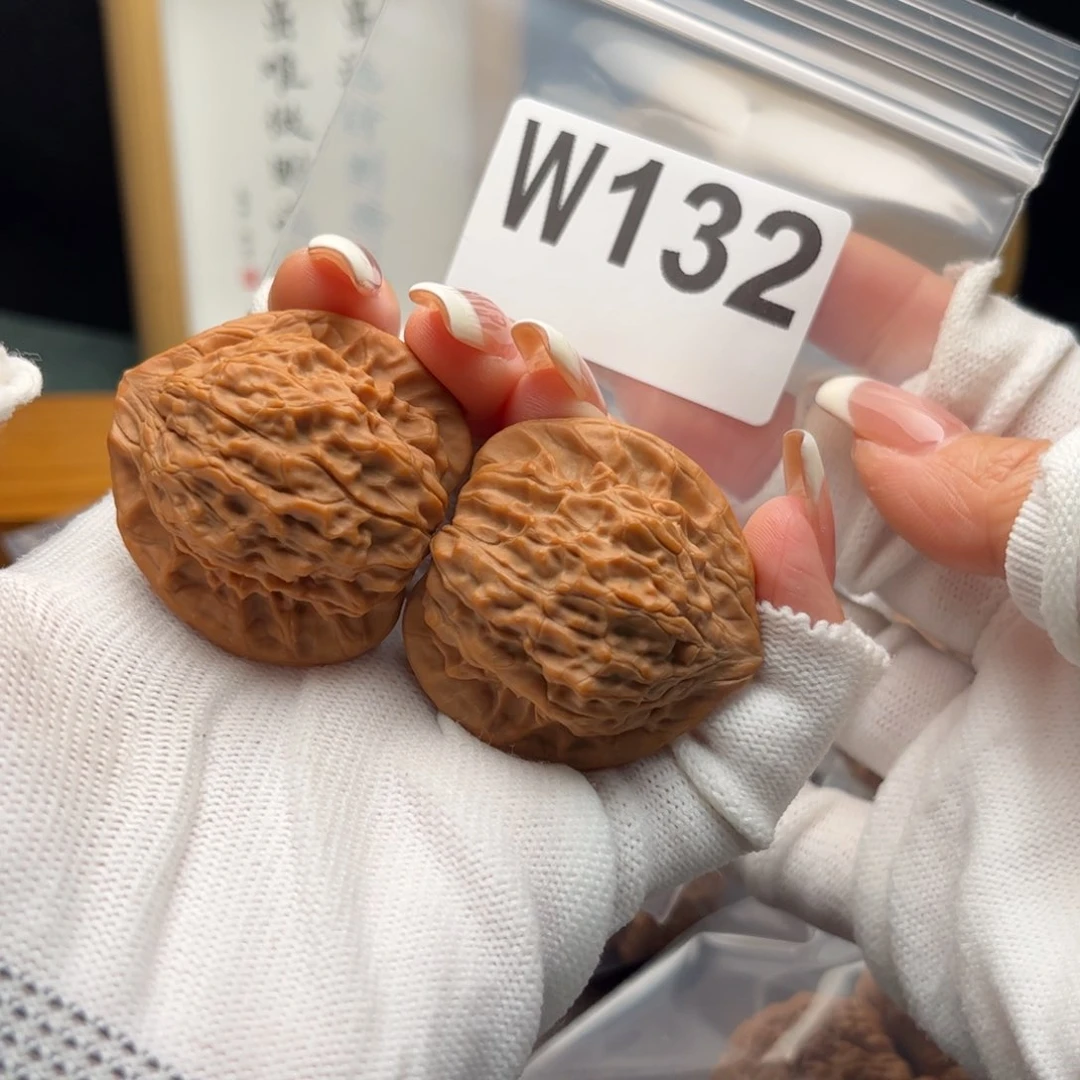 文玩核桃把件40七步沟w 132