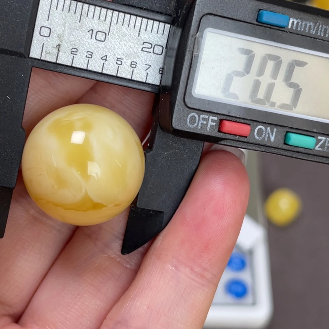 未镶嵌琥珀裸石蜜蜡203