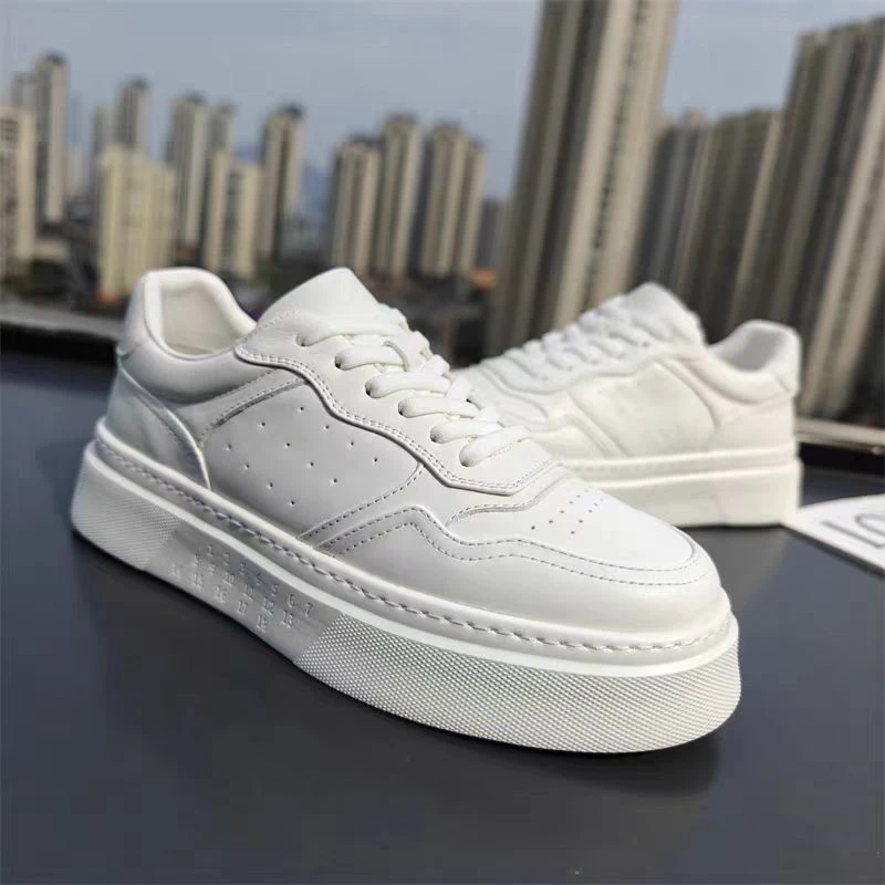 四季潮流男女同款透气百搭情侣休闲鞋