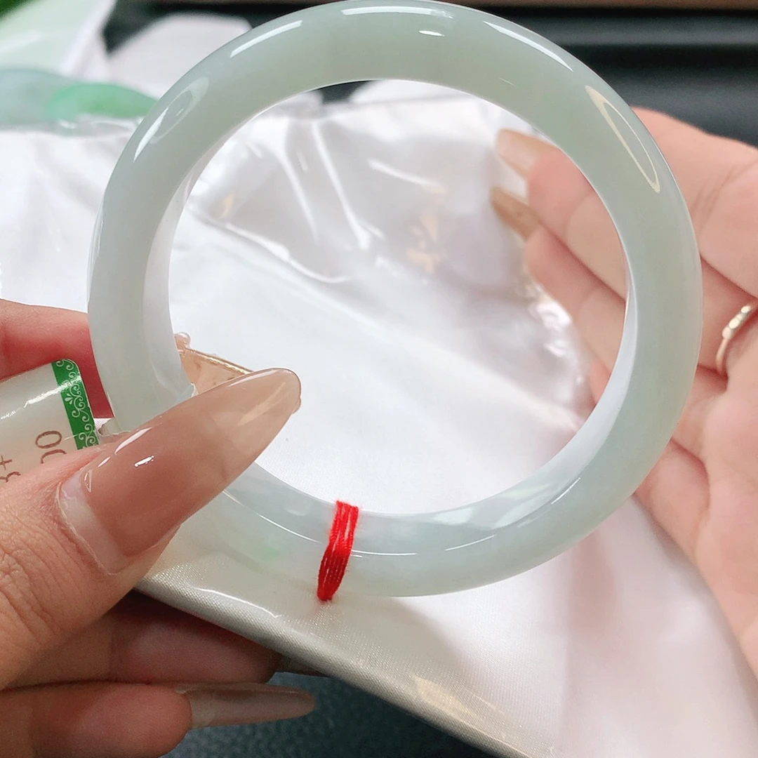 翡翠未镶嵌手镯缅甸天然翡翠