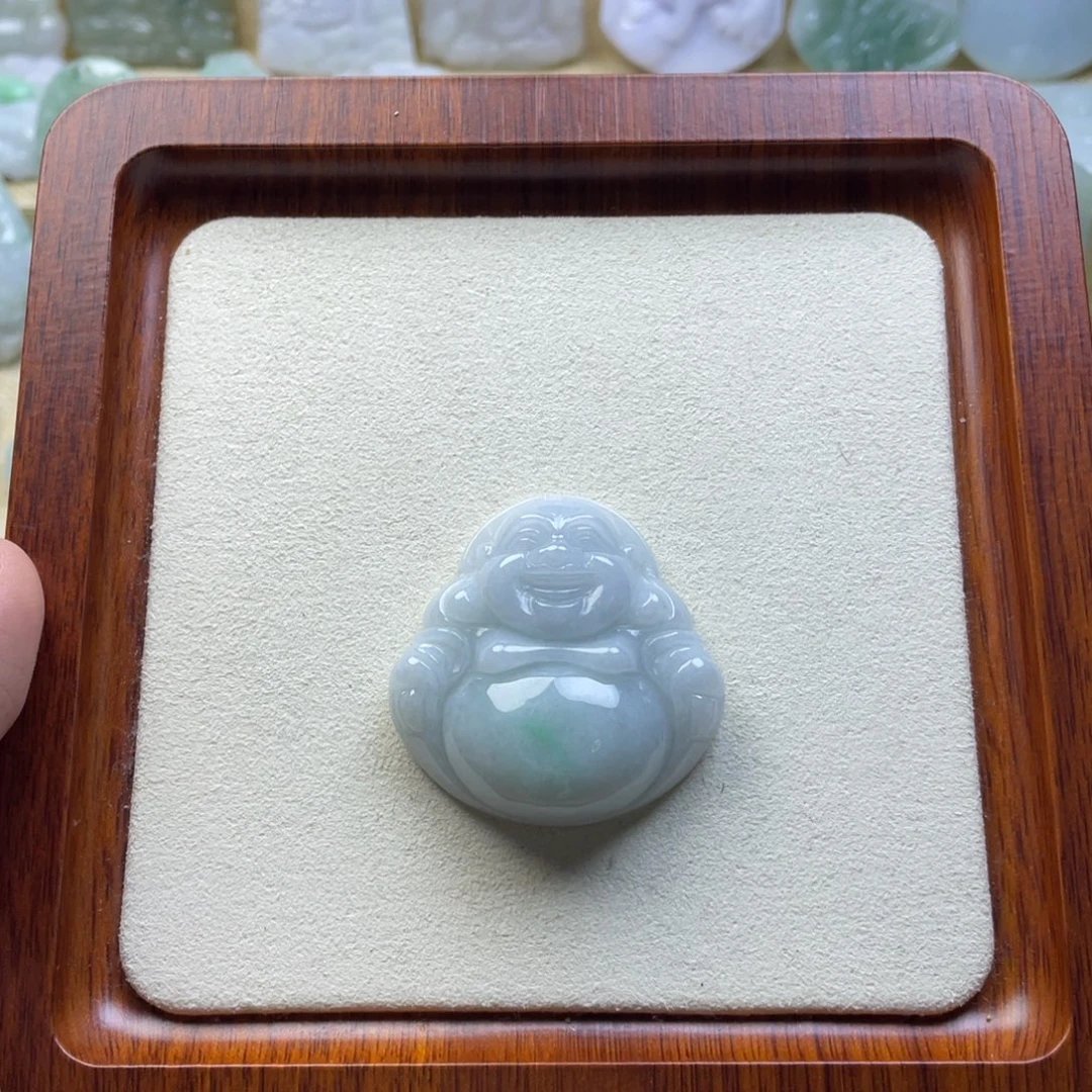 蒋***洒翡翠未镶嵌颈饰纯天然翡翠