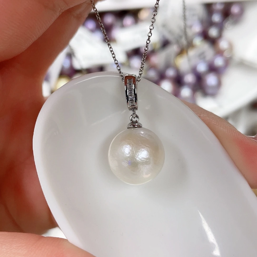 淡水珍珠吊坠(赠链)未镶嵌