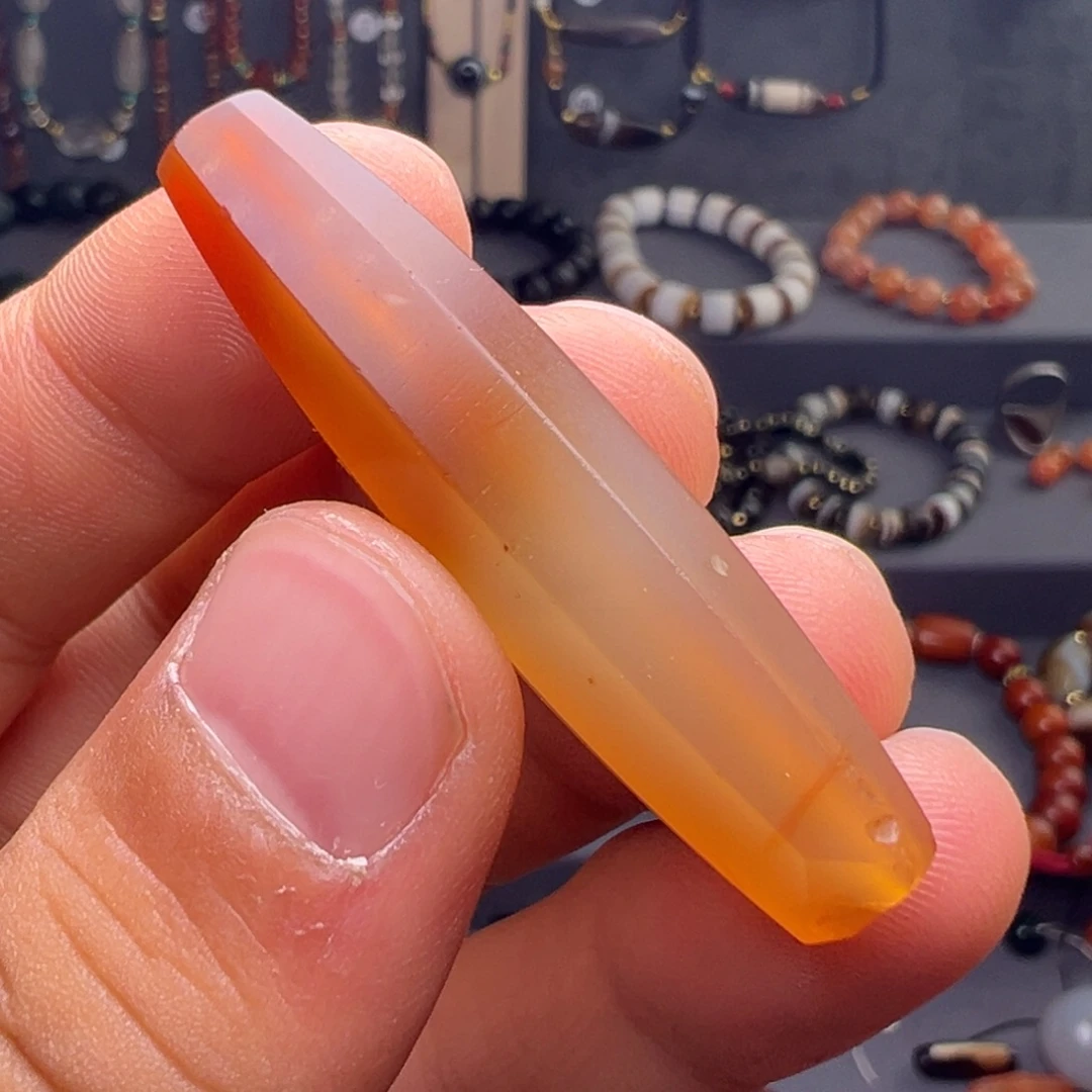 玛瑙/玉髓合金颈饰