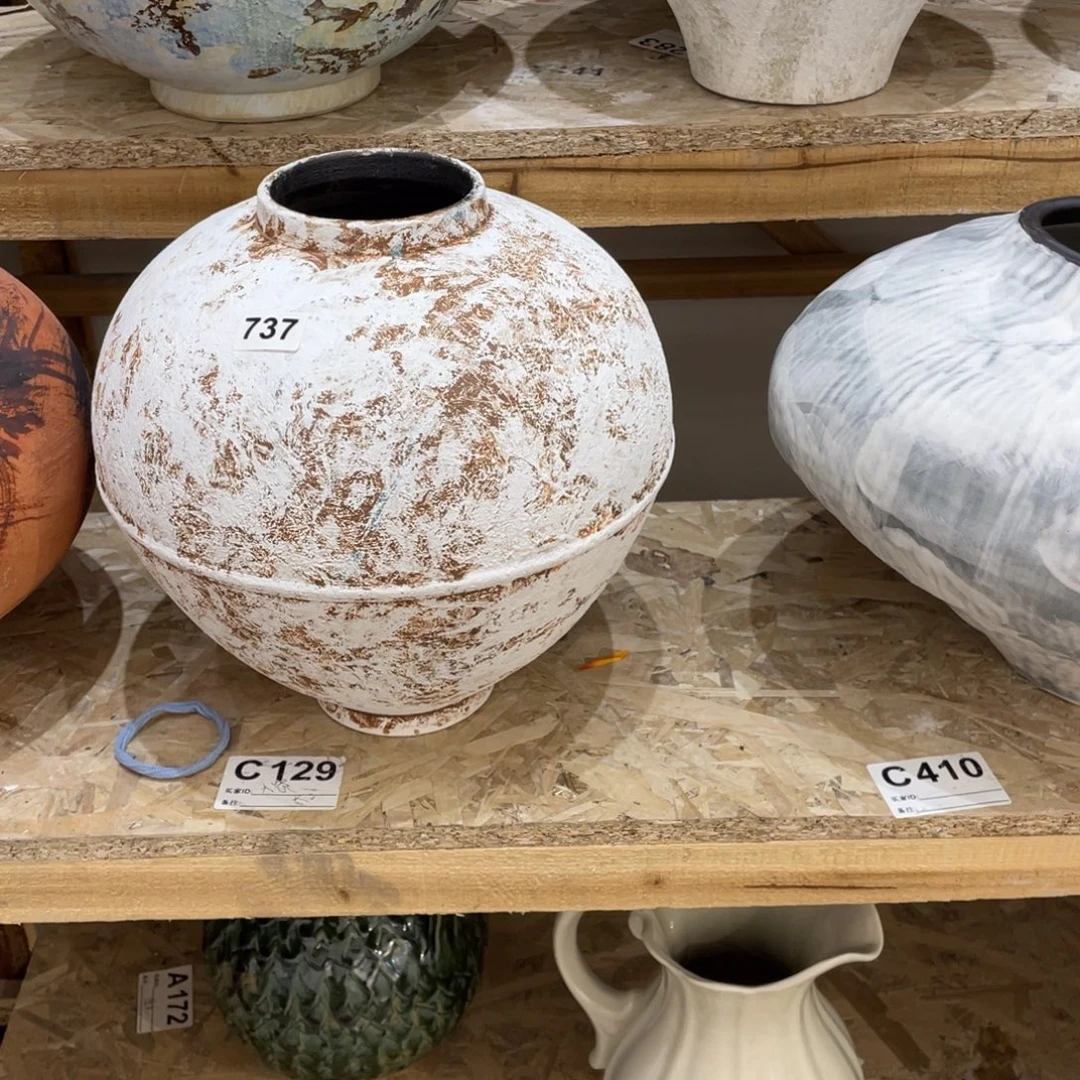 白泥花瓶景德镇陶瓷艺术研究院