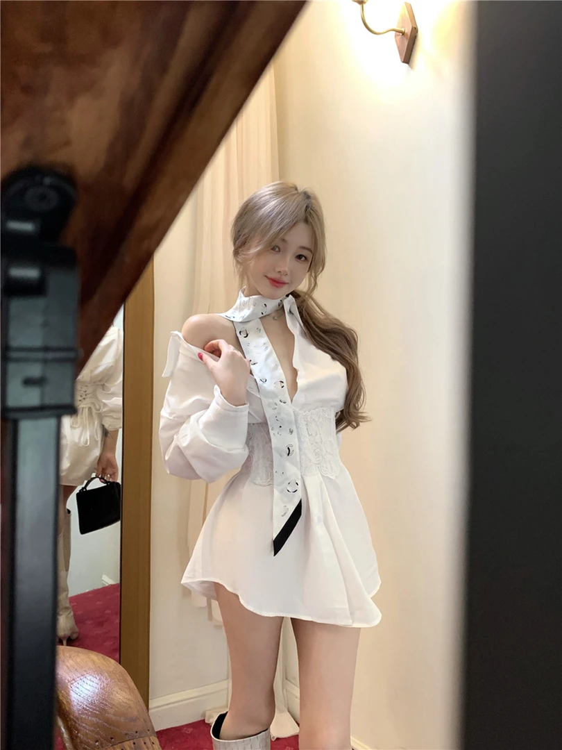 2025秋季时尚新款复古性感气质蕾丝系带腰封束腰长袖衬衫上衣女