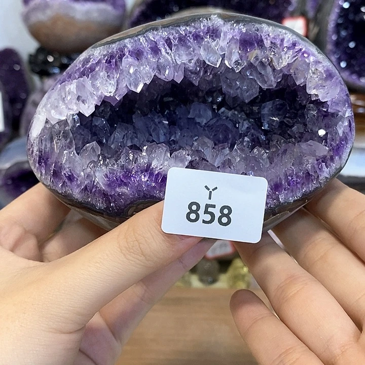 未镶嵌水晶大型摆件（非配饰）