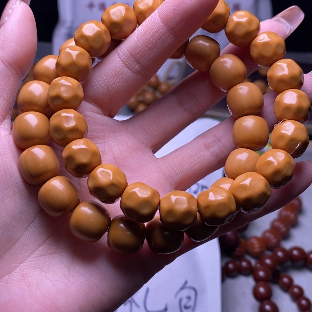 猴头核桃手串老型奶酪