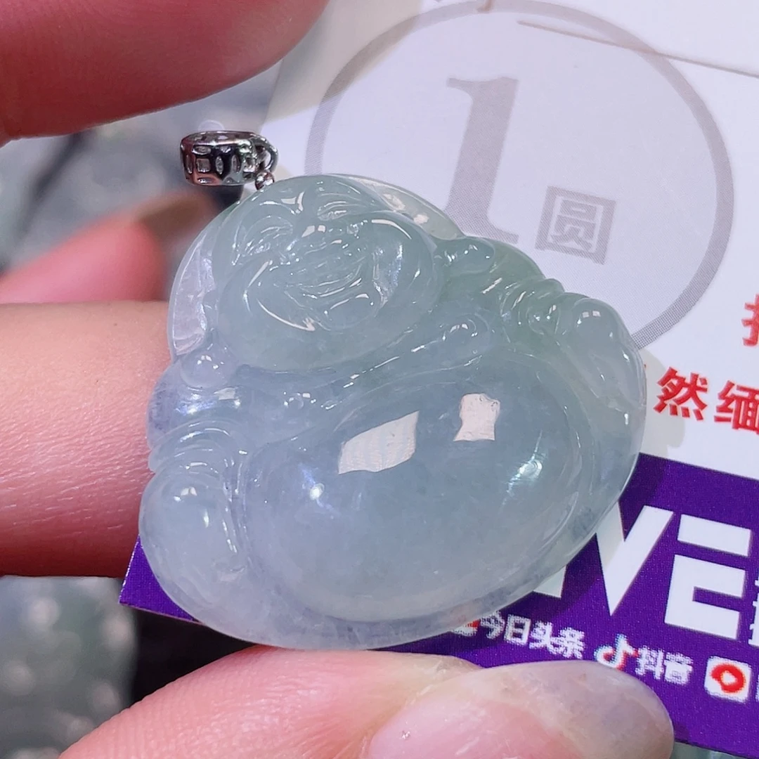 翡翠未镶嵌颈饰佛公