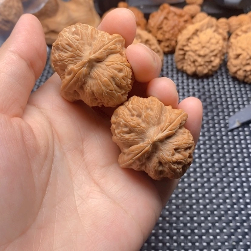 【闪购商品】文玩核桃吊坠核桃