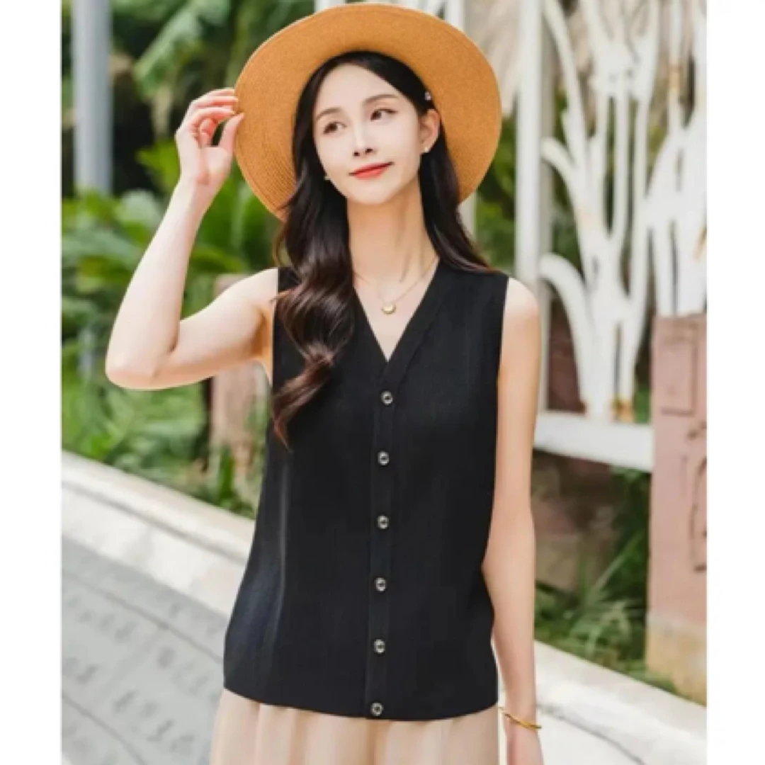 GIRDEAR/哥弟新款简约舒适时尚潮搭V领造型奶奶无袖开衫148033