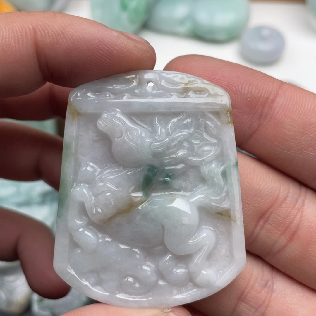 翡翠未镶嵌吊坠(不含链)