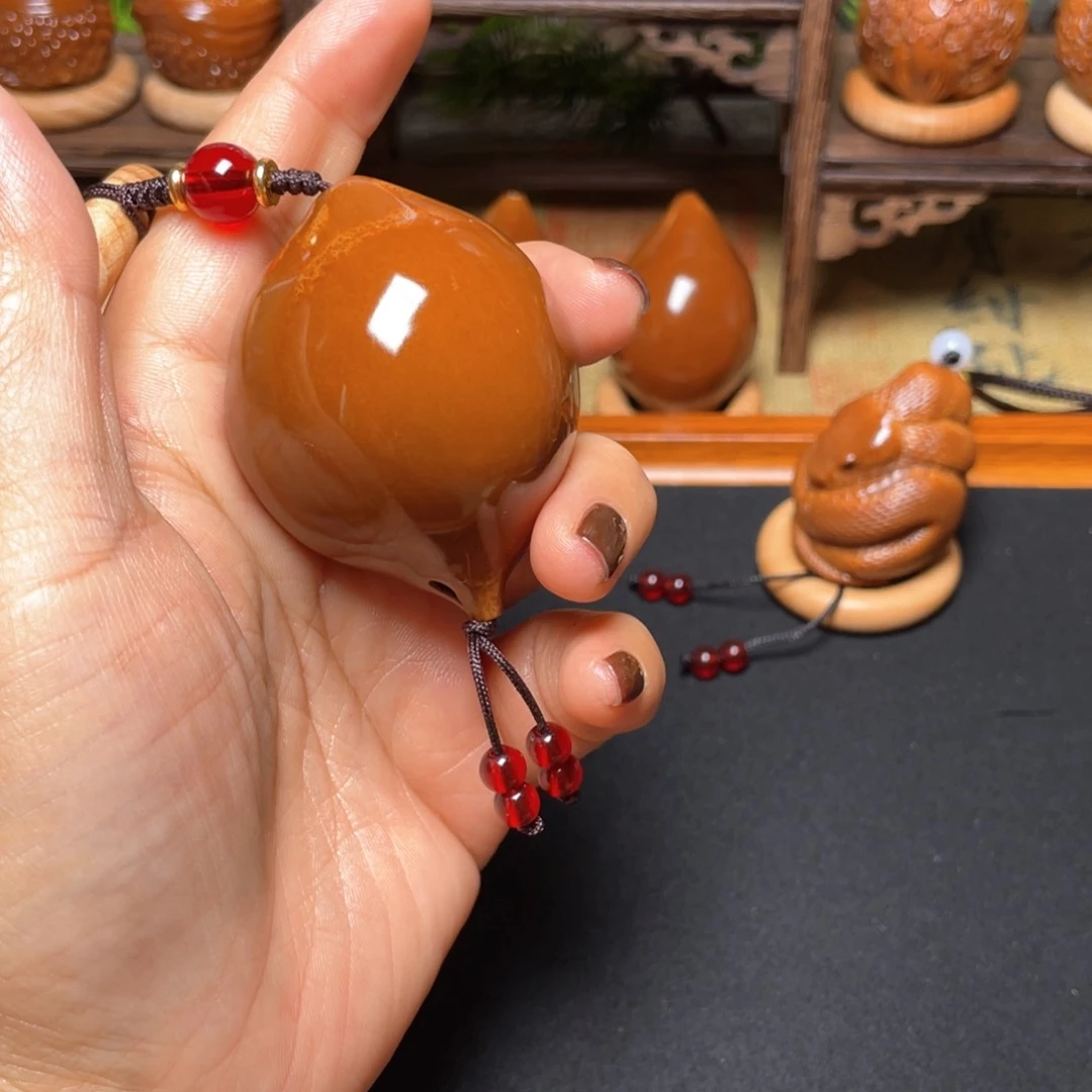 橄榄核吊坠蝴蝶43穿配