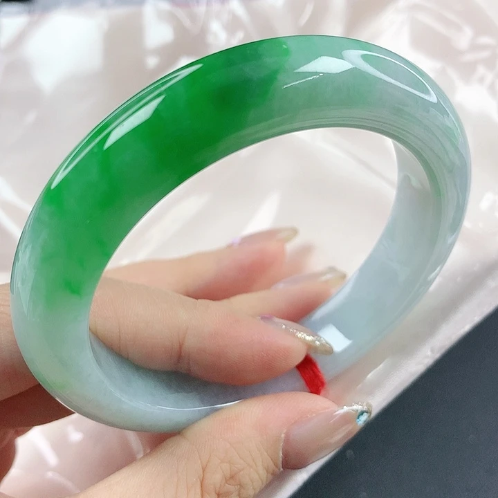 未镶嵌手镯翡翠，863