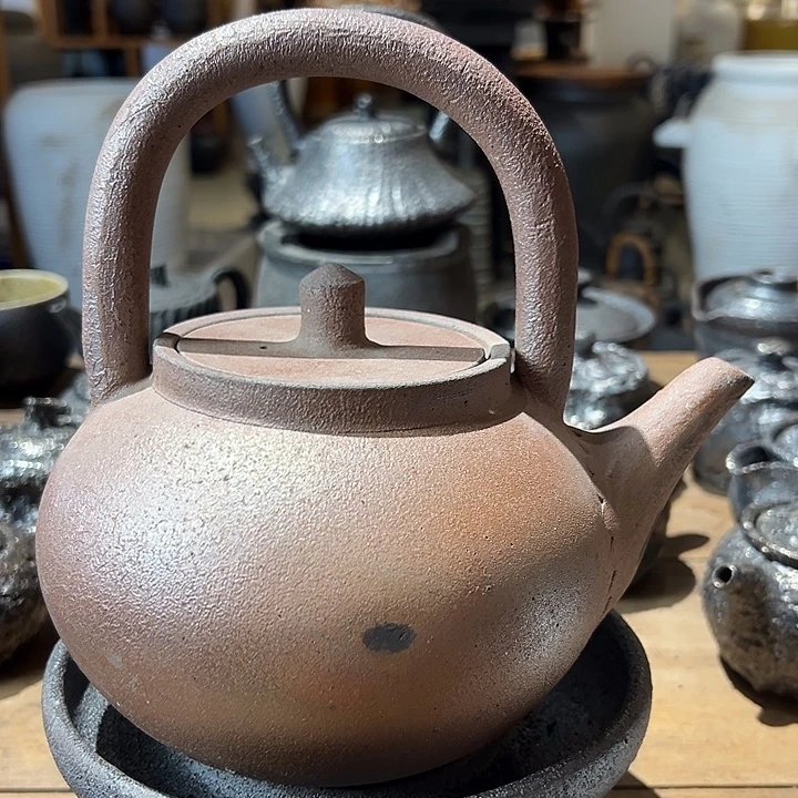S***y白膳泥和独连碳荥经黑砂提梁壶一把