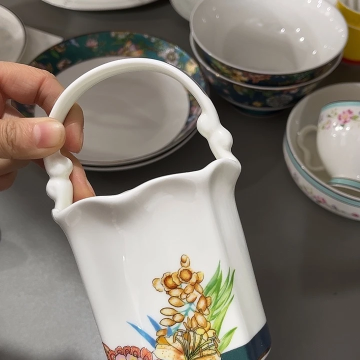 瓷片微瑕骨瓷花篮一个绿野仙踪