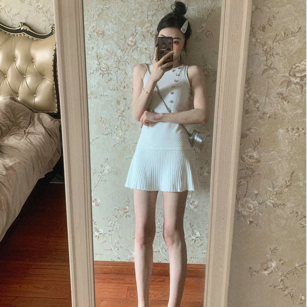 纯欲辣妹无袖背心女夏季2025新款设计感小众气质收腰显瘦外穿上衣
