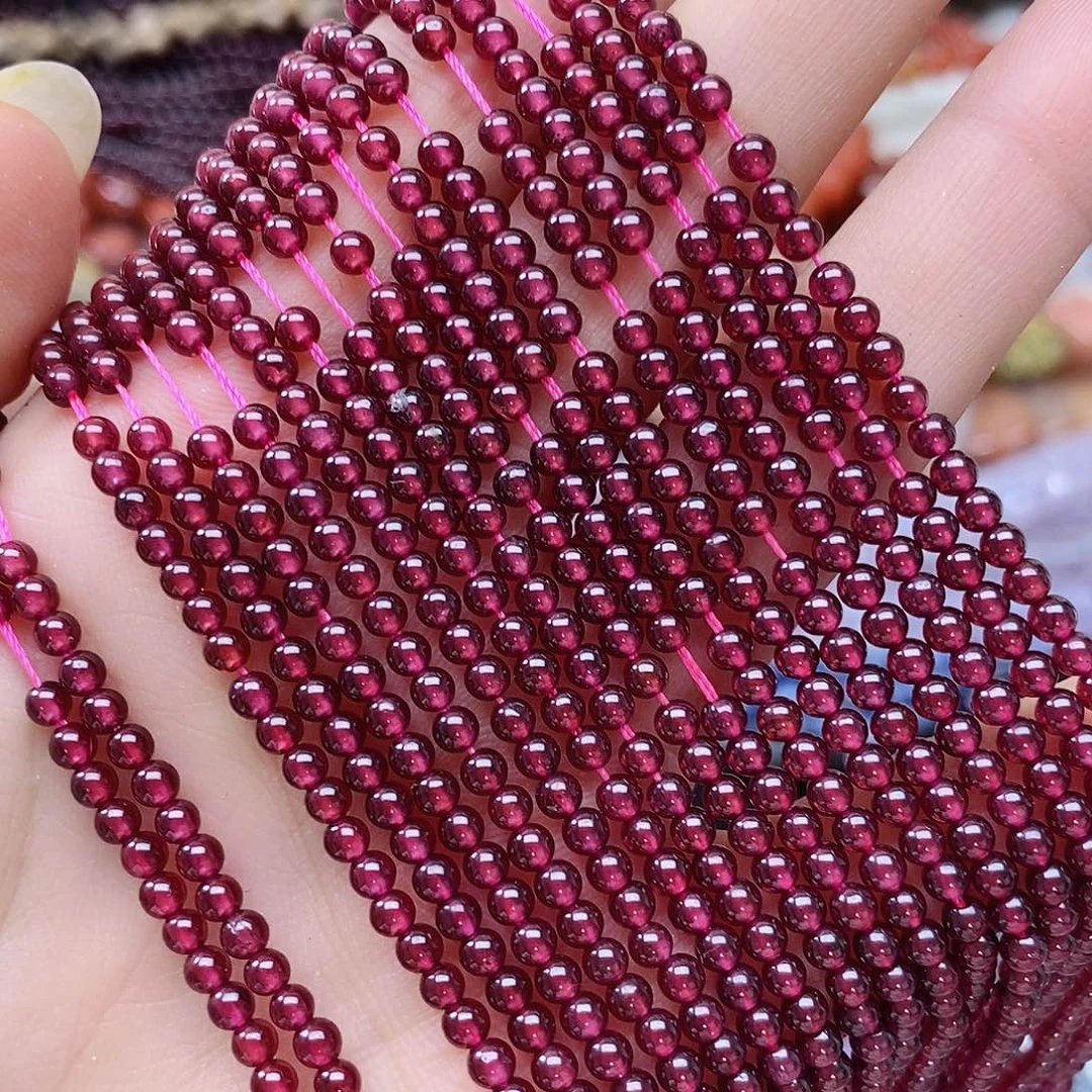 玛瑙/玉髓未镶嵌珠宝半成品卡三石榴石一条