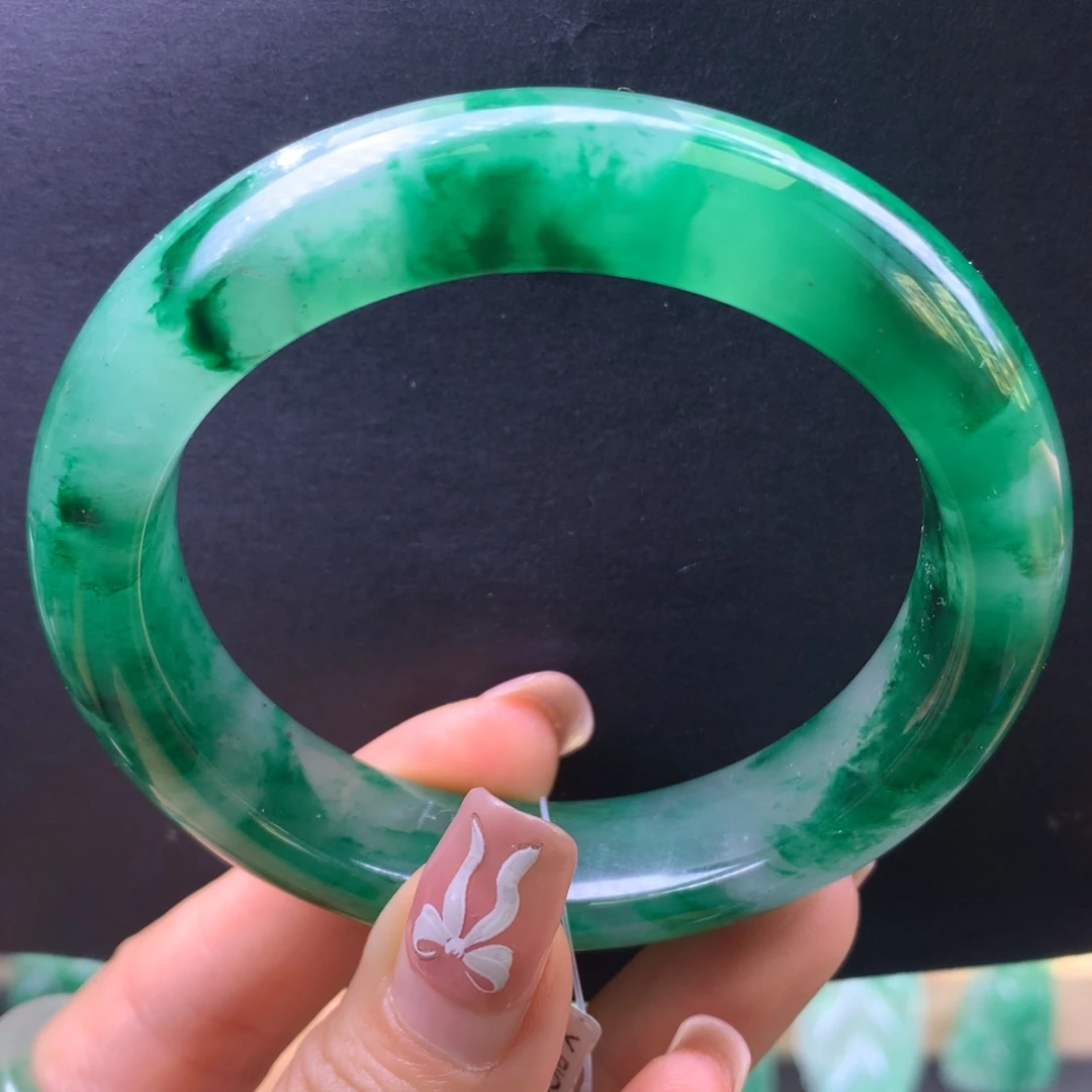 石英质玉未镶嵌手镯56 57