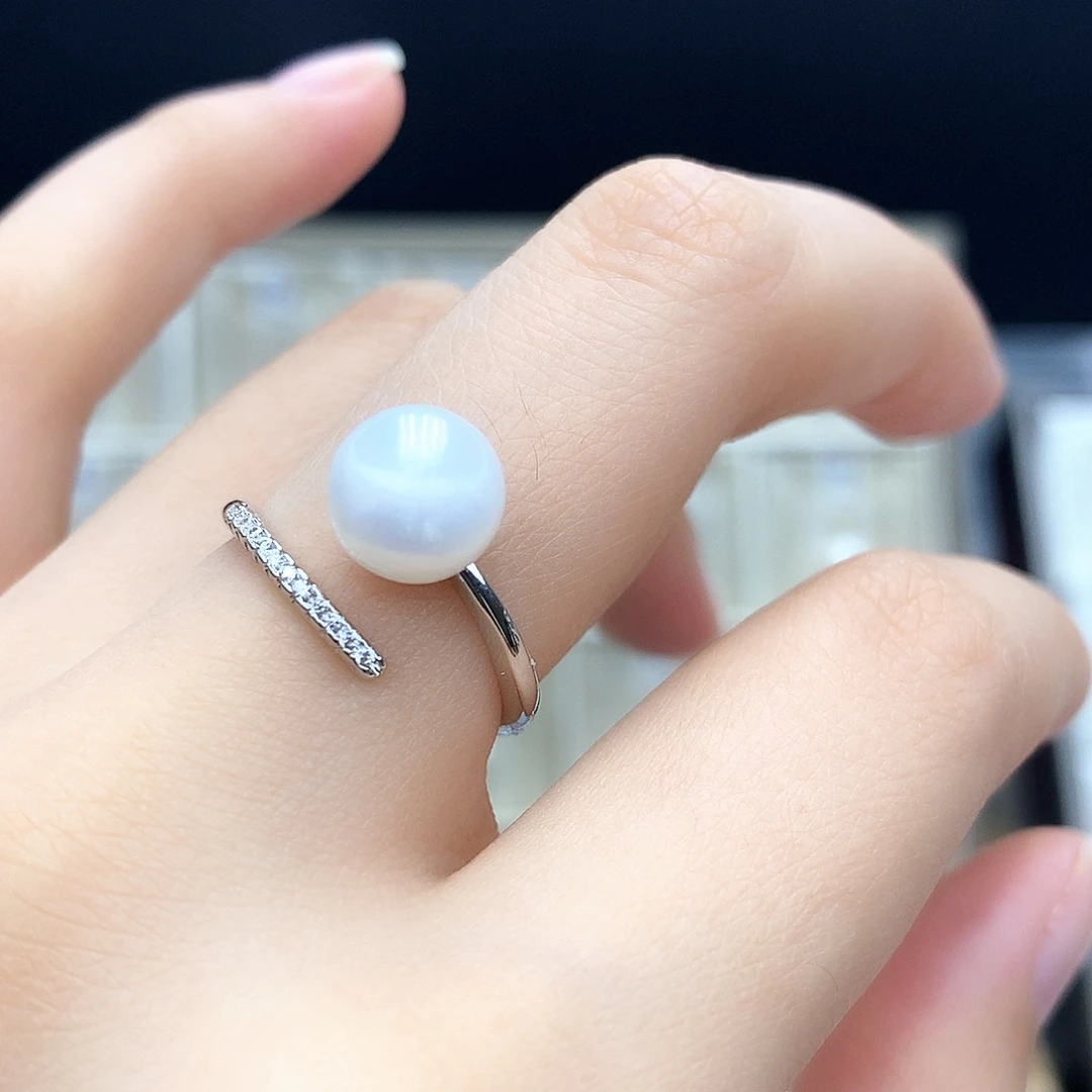 淡水珍珠合金颈饰