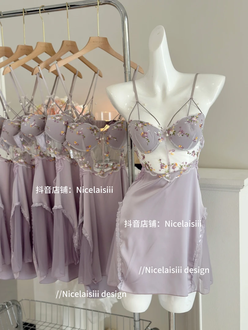 Nicelaisiii花神来信 胸垫聚拢碎花刺绣吊带睡裙蕾丝镂空性感睡衣