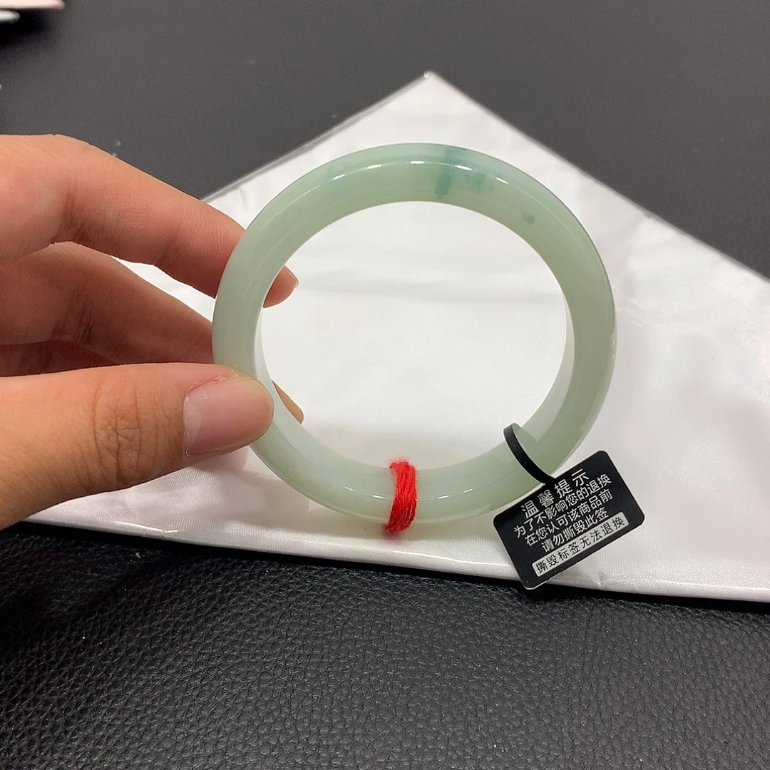 翡翠未镶嵌手镯54