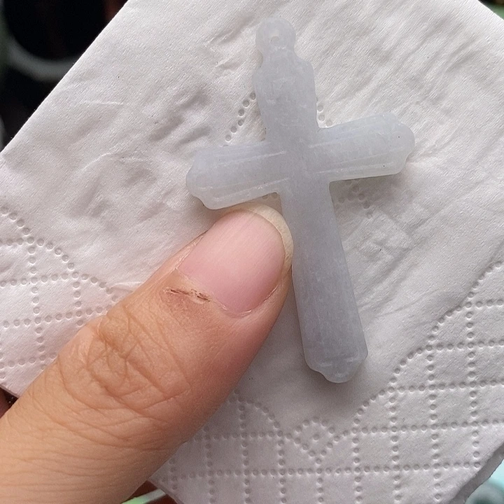 未镶嵌定制翡翠十字架