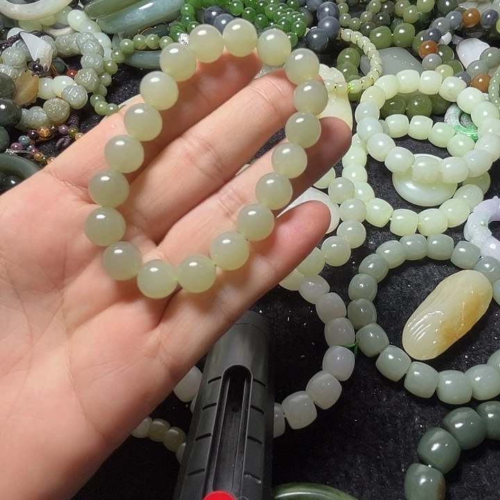 未镶嵌手串和田玉（碧玉）10