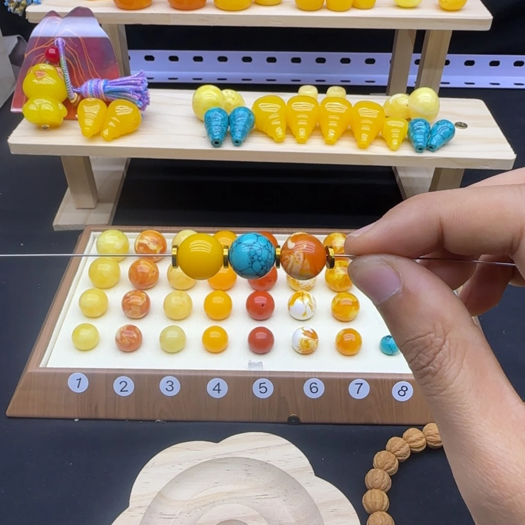 秋***明琥珀未镶嵌裸石配饰