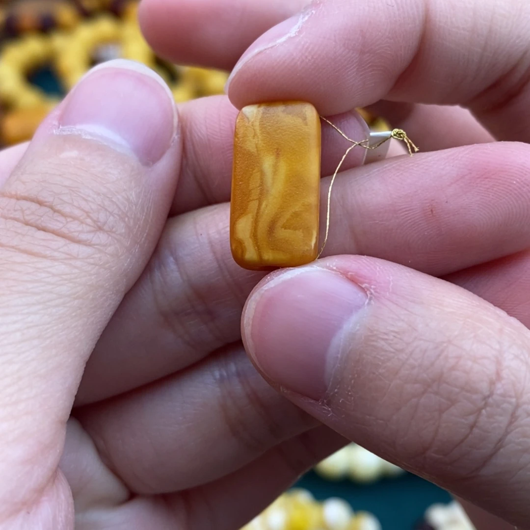 【闪购商品】琥珀未镶嵌珠宝奇石