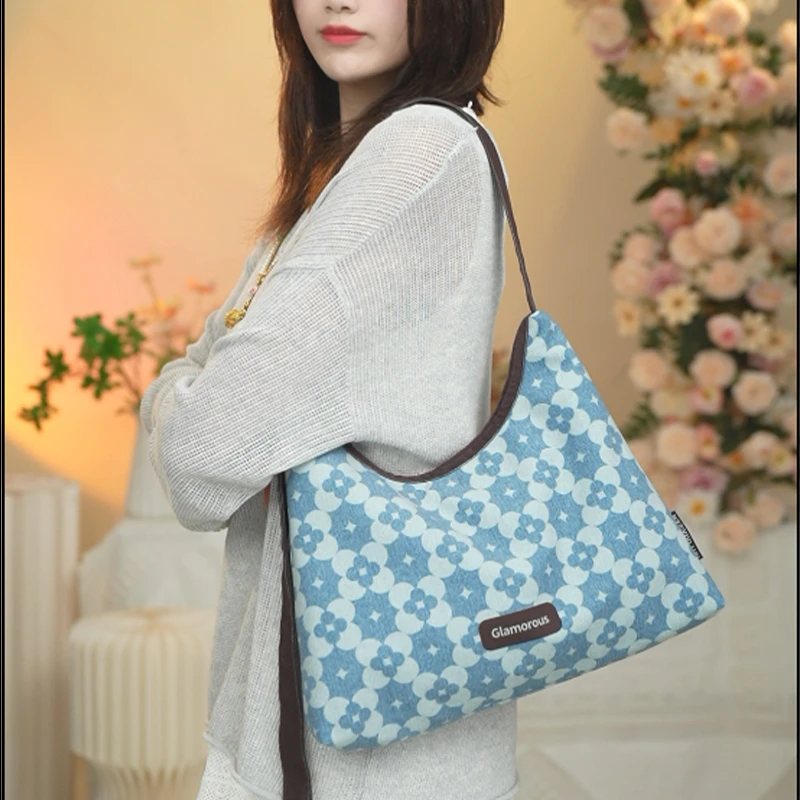 艺术鸭原创2025新款牛仔印花单肩包小众百搭手提斜挎水桶包包女