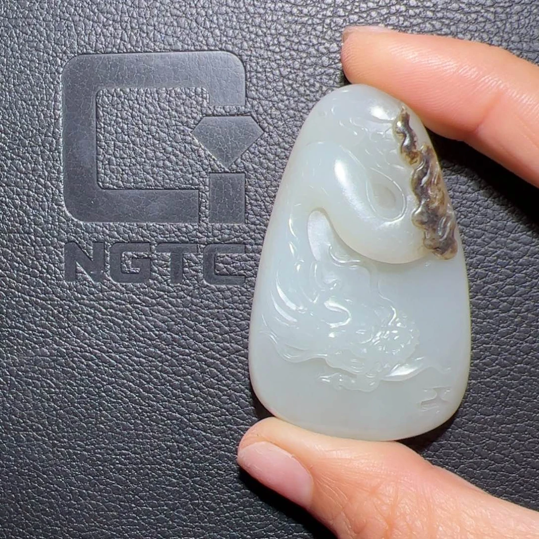 和田玉（子料）未镶嵌颈饰