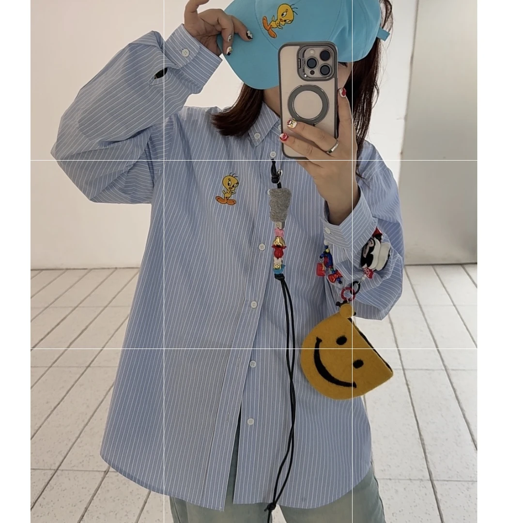 胖mm学院风条纹长袖衬衫女夏季大码简约设计感卡通刺绣上衣外套