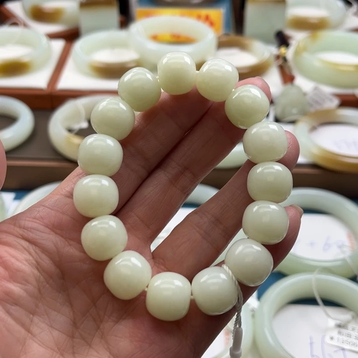 和田玉手链未镶嵌